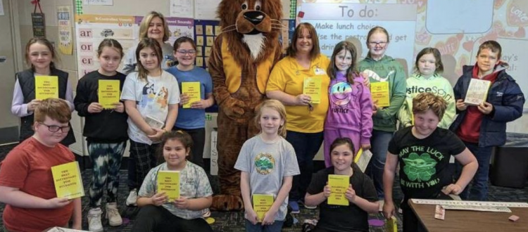 hamlet-lions-club-dictionary-donation